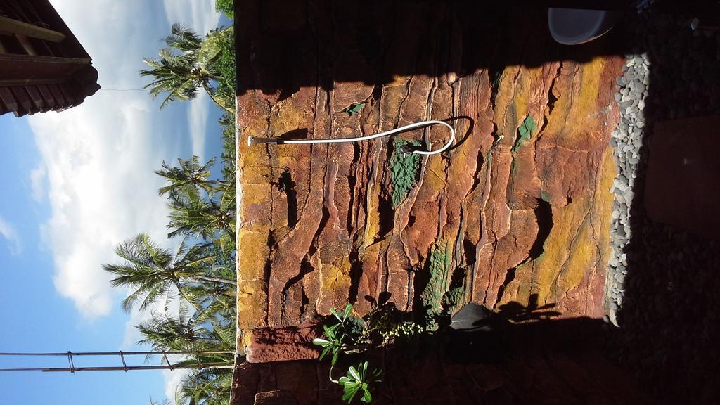 Rumahku Homestay Amed Esterno foto