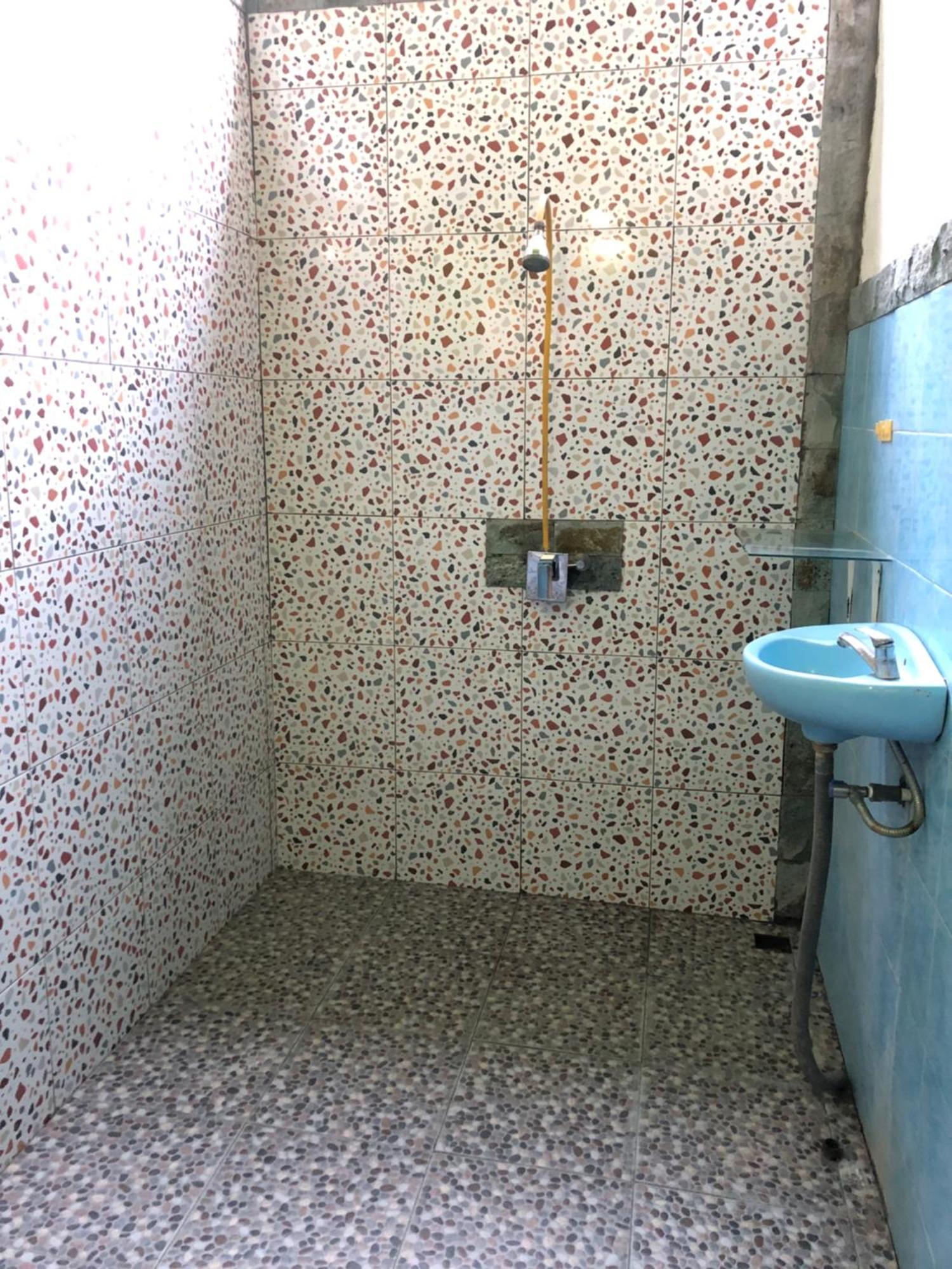 Rumahku Homestay Amed Esterno foto